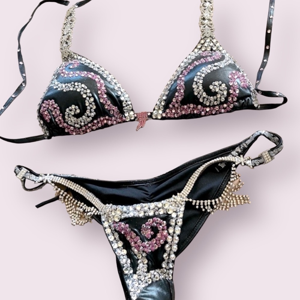 Sexy Competition Bikini, size Small - Picture 2 of 4